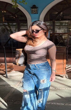 VIP call girl in Bilaspur